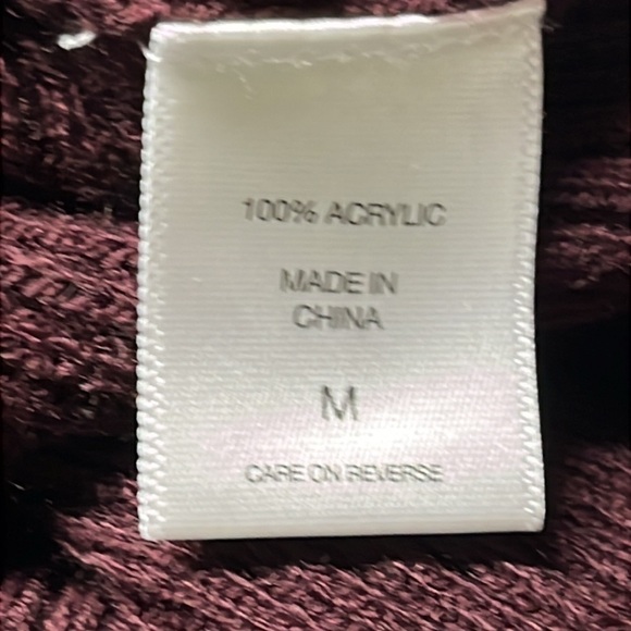 Burgundy Sweater Criss Cross Arm Laced - Picture 11 of 14